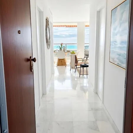 아파트 Malaga Sunshine - Front Penthouse Ii -